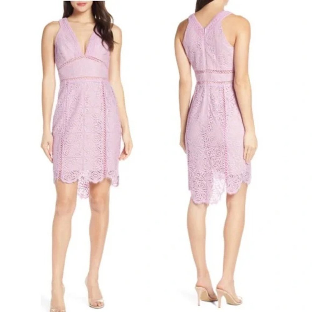 NWT Harlyn Lavender Plunge Neck Lace Minidress.  SZ M